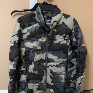 KUIU SUPERDOWN ULTRAJACKET WOMAN Xl or MEN M